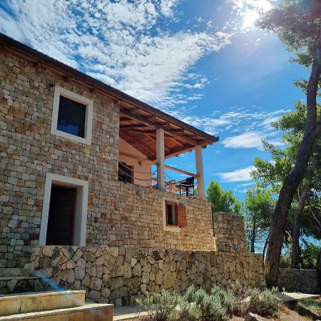 Villa Centovi Dvori *